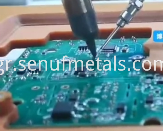 Automatic USB connector soldering Machine robotic wire welding equipment2